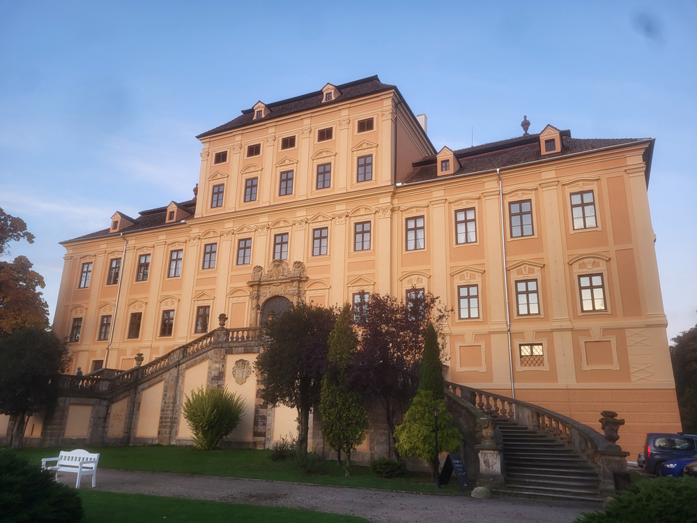 oprava fasády zámku Červený Hrádek (2024)