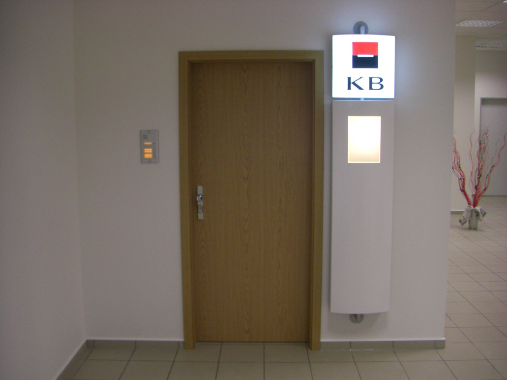 rekonstrukce interiérů KB Most